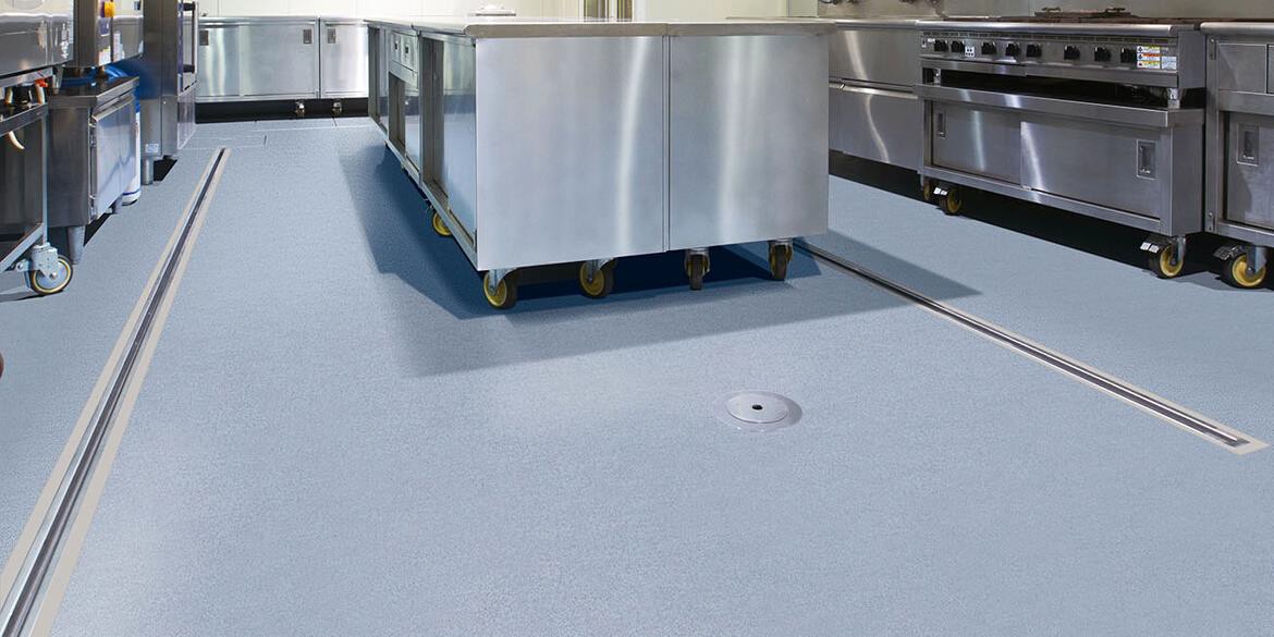 Non slip sheet vinyl